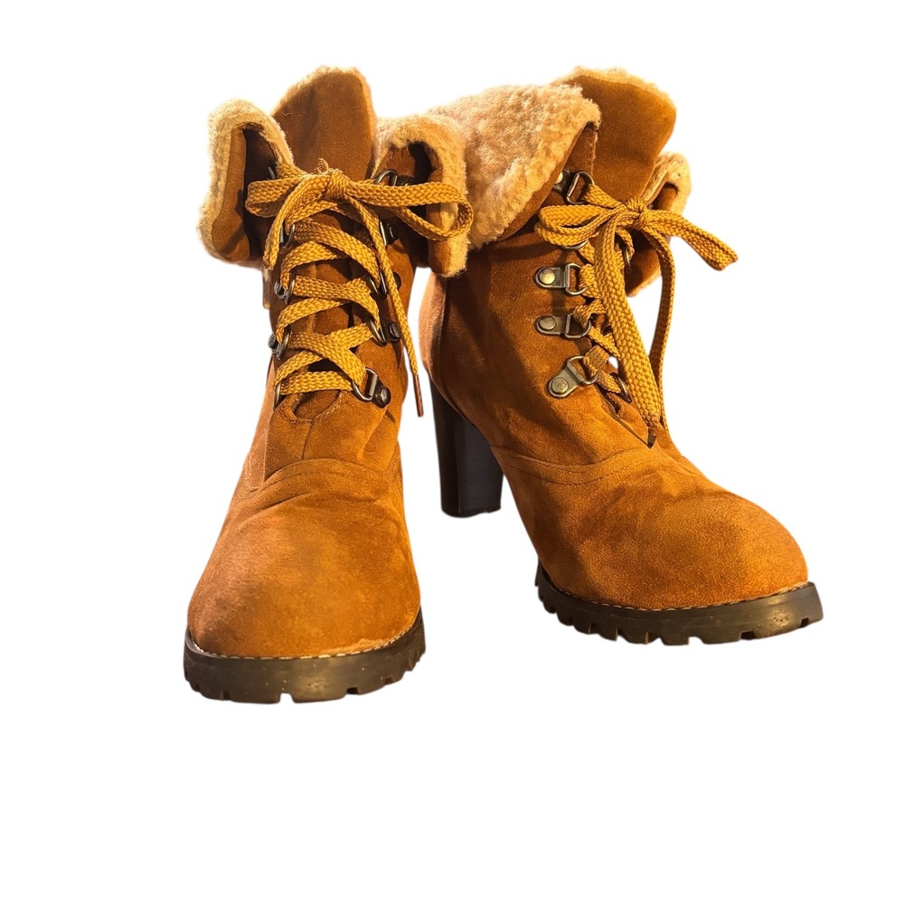 Womens Tan Suede Lace Up Faux Fur Lined Heeled Ankle‎ Booties Size 255 7/7.5